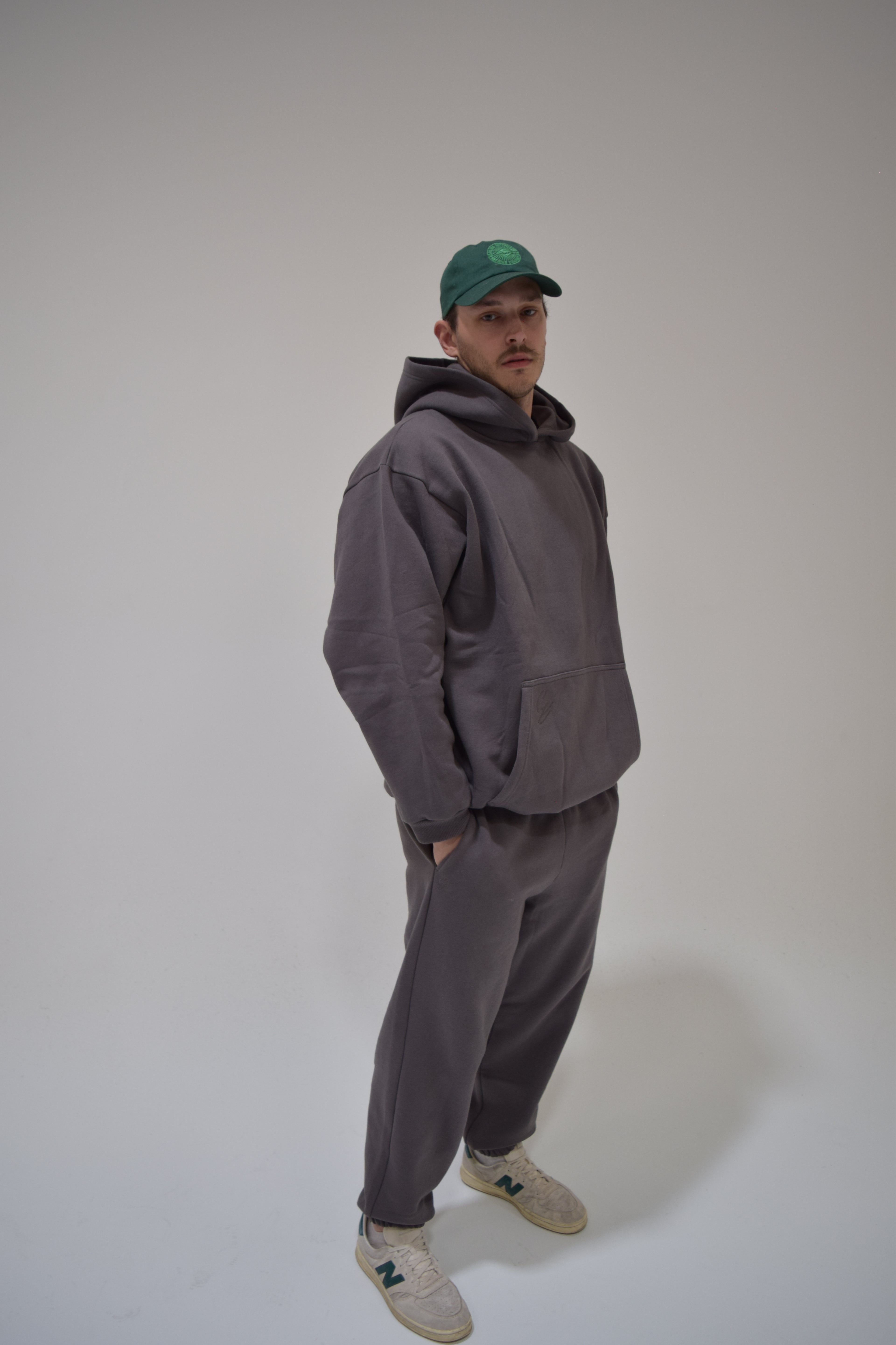 Oversized Sweats - Taupe